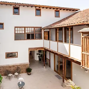 https://laguna-cool-living.adeje-hotels.com